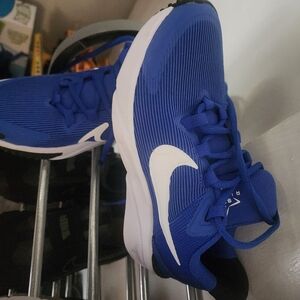 Boys nike shoes